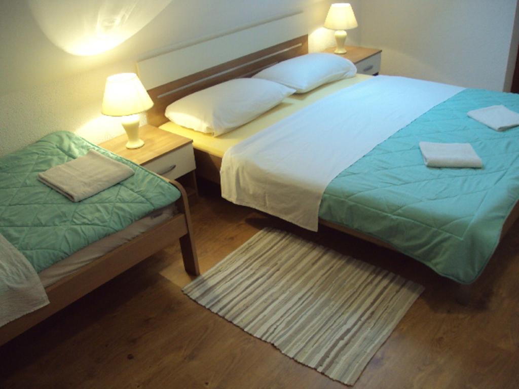 Guest House Aurora Poljanak Habitación foto